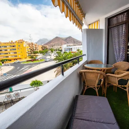 Summerland Sunset Apartment